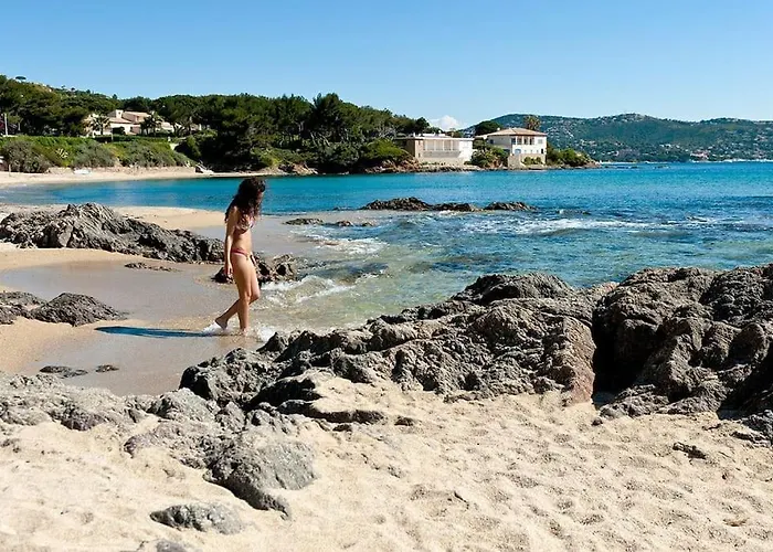 Azzura, Duplex Lumineux Acces Direct A La Plage * Sainte-Maxime